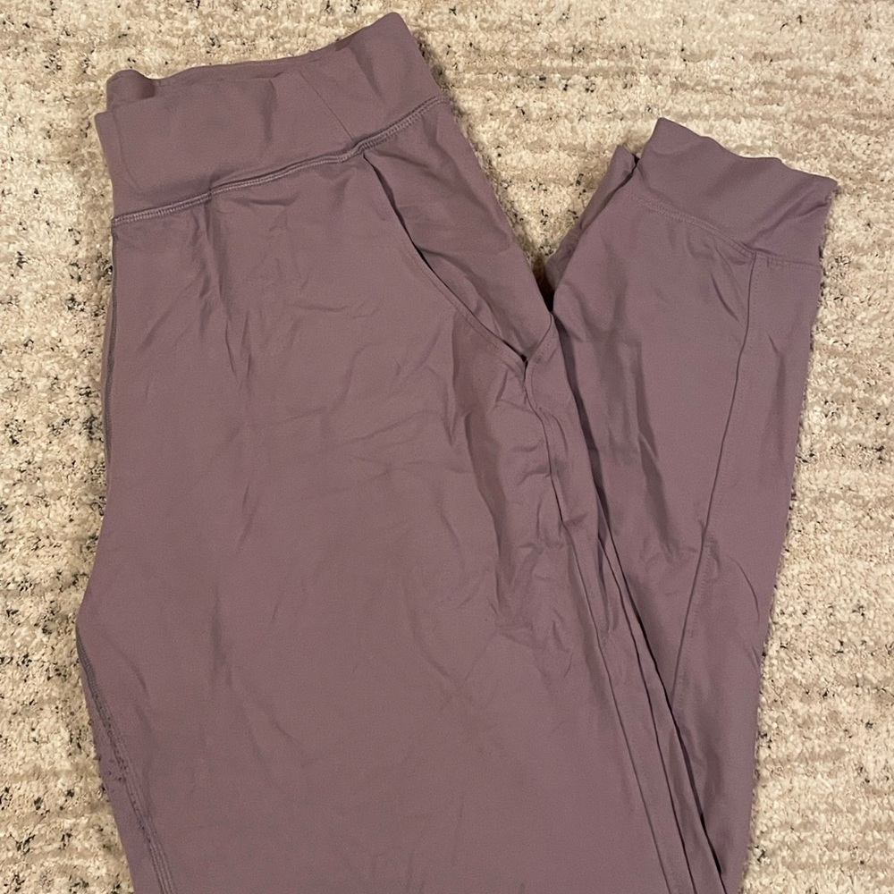 Women’s Under Armour Mauve Joggers